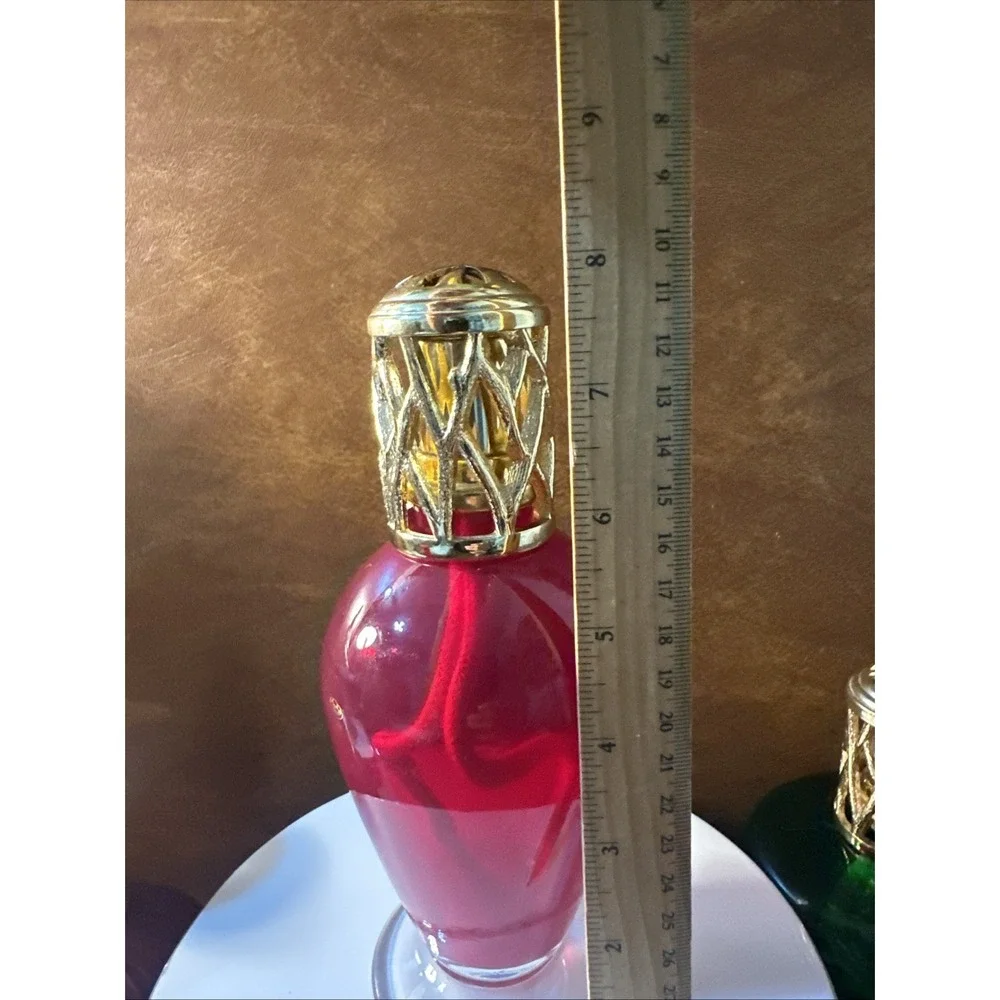 Red Blown Glass Fragrance Lamp with Wick and Gold Tone Lid 8